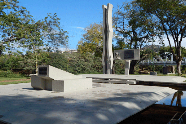 mausoleu-euclides-da-cunha